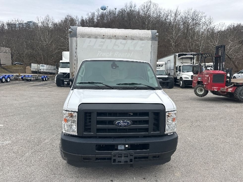 Light Duty Box Truck-Light and Medium Duty Trucks-Ford-2022-E350-Huntington-WV-99,508\n\t\tmiles-$ 30,000 - Image 2