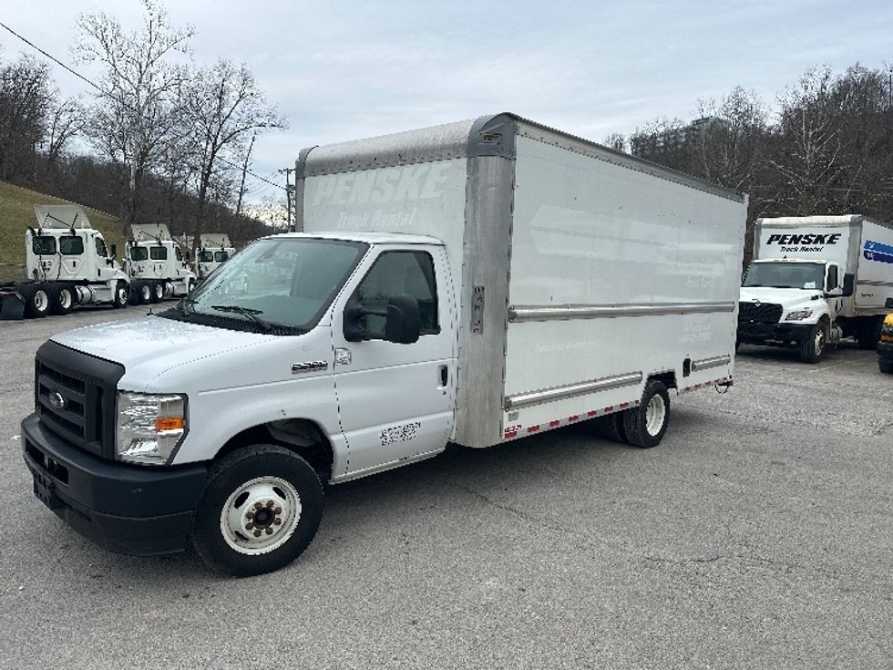 Light Duty Box Truck-Light and Medium Duty Trucks-Ford-2022-E350-Huntington-WV-99,508\n\t\tmiles-$ 30,000 - Image 3