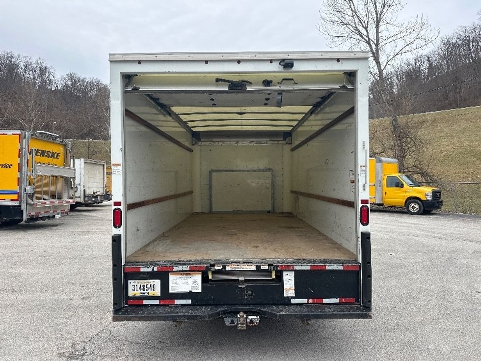 Light Duty Box Truck-Light and Medium Duty Trucks-Ford-2022-E350-Huntington-WV-99,508\n\t\tmiles-$ 30,000 - Image 9