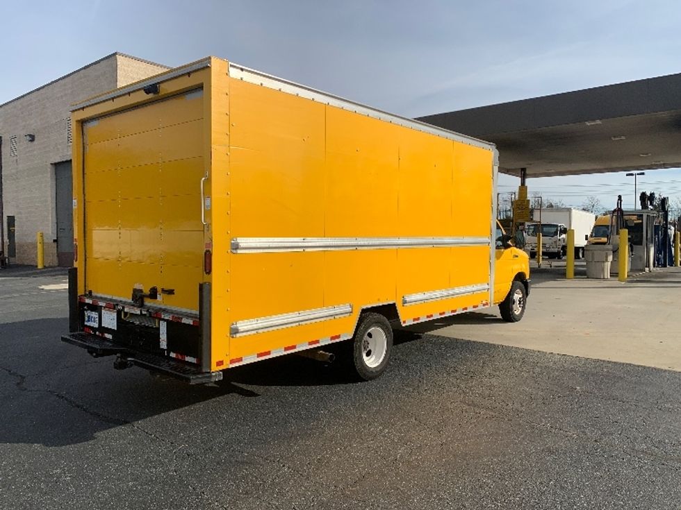 Light Duty Box Truck-Light and Medium Duty Trucks-Ford-2022-E350-Indian Trail-NC-93,200\n\t\tmiles-$ 30,500 - Image 13