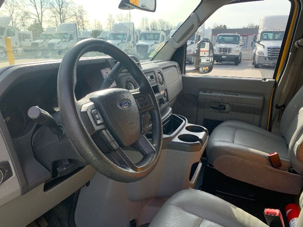 Light Duty Box Truck-Light and Medium Duty Trucks-Ford-2022-E350-Indian Trail-NC-93,200\n\t\tmiles-$ 30,500 - Image 17
