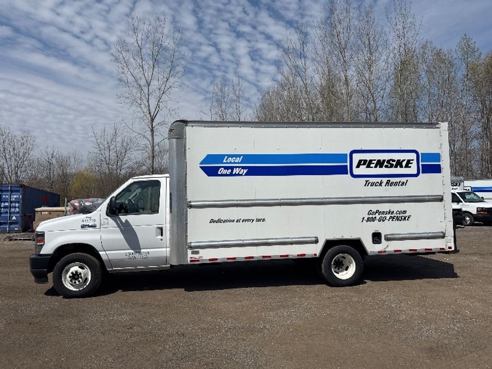 Light Duty Box Truck-Light and Medium Duty Trucks-Ford-2022-E350-Indianapolis-IN-101,285\n\t\tmiles-$ 29,750 - Image 4