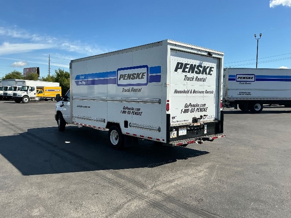 Light Duty Box Truck-Light and Medium Duty Trucks-Ford-2022-E350-Indianapolis-IN-107,392\n\t\tmiles-$ 28,250 - Image 6