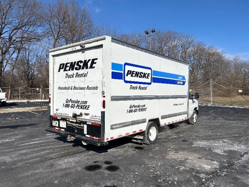 Light Duty Box Truck-Light and Medium Duty Trucks-Ford-2022-E350-Indianapolis-IN-112,167\n\t\tmiles-$ 28,000 - Image 13