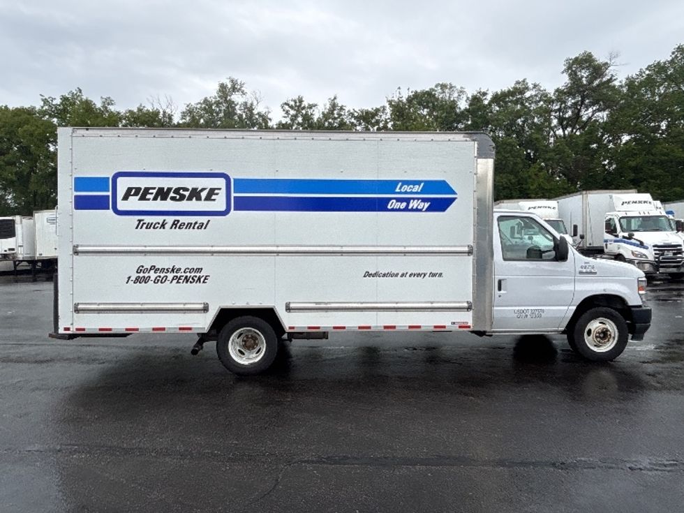 Light Duty Box Truck-Light and Medium Duty Trucks-Ford-2022-E350-Indianapolis-IN-125,265\n\t\tmiles-$ 26,000 - Image 15