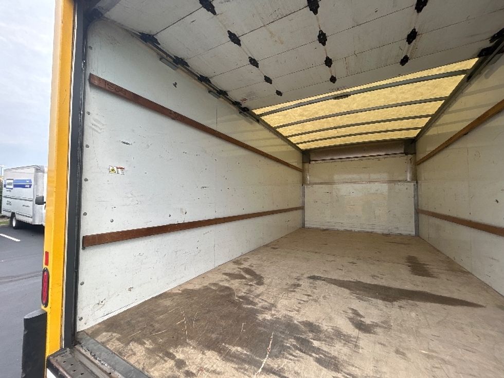 Light Duty Box Truck-Light and Medium Duty Trucks-Ford-2022-E350-Indianapolis-IN-149,645\n\t\tmiles-$ 19,500 - Image 11