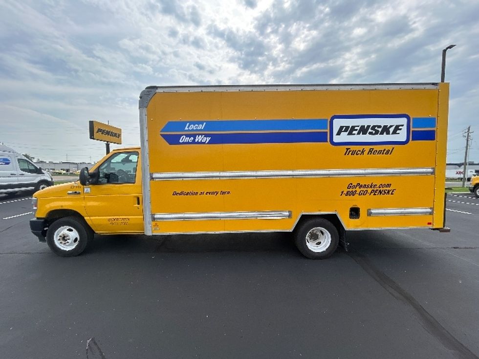 Light Duty Box Truck-Light and Medium Duty Trucks-Ford-2022-E350-Indianapolis-IN-149,645\n\t\tmiles-$ 19,500 - Image 4