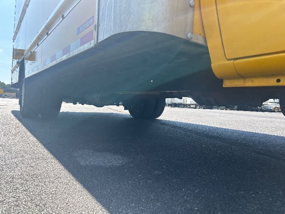Light Duty Box Truck-Light and Medium Duty Trucks-Ford-2022-E350-Indianapolis-IN-150,077\n\t\tmiles-$ 19,500 - Image 14