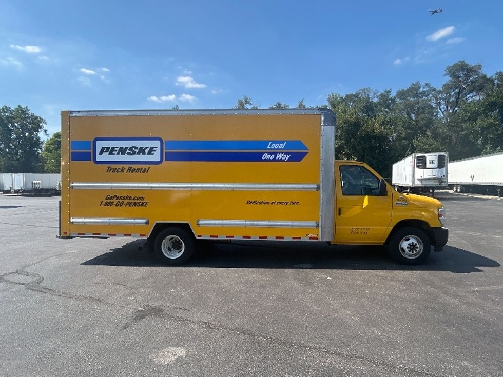 Light Duty Box Truck-Light and Medium Duty Trucks-Ford-2022-E350-Indianapolis-IN-150,077\n\t\tmiles-$ 19,500 - Image 15