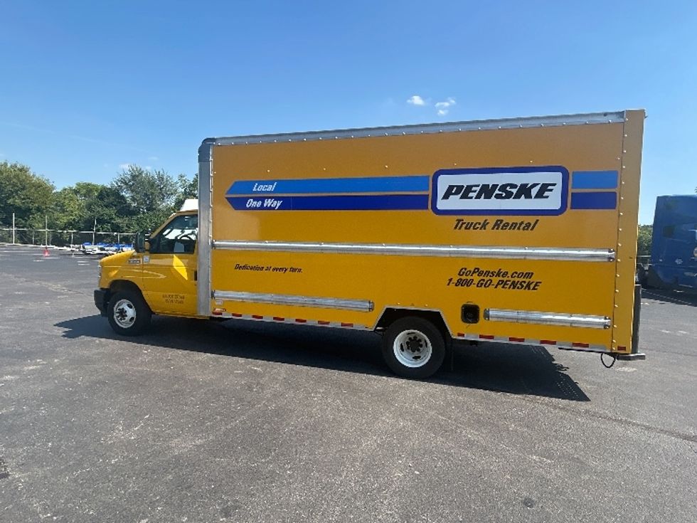 Light Duty Box Truck-Light and Medium Duty Trucks-Ford-2022-E350-Indianapolis-IN-150,077\n\t\tmiles-$ 19,500 - Image 4
