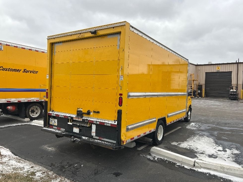 Light Duty Box Truck-Light and Medium Duty Trucks-Ford-2022-E350-Indianapolis-IN-58,446\n\t\tmiles-$ 31,750 - Image 13