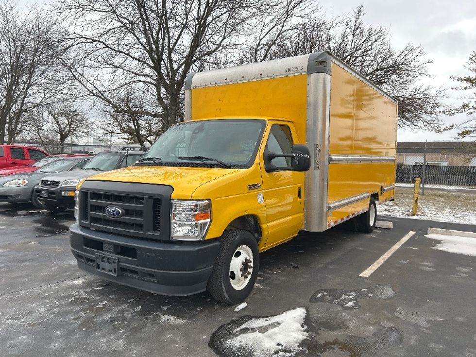 Light Duty Box Truck-Light and Medium Duty Trucks-Ford-2022-E350-Indianapolis-IN-58,446\n\t\tmiles-$ 31,750 - Image 3