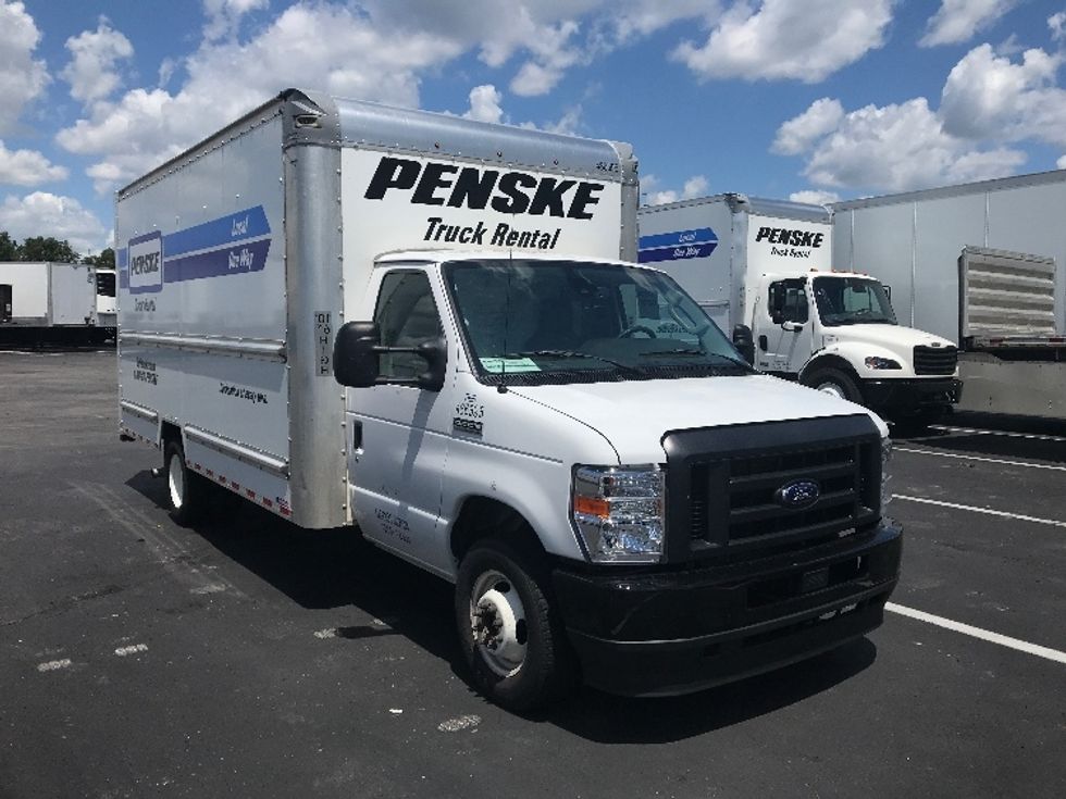 Light Duty Box Truck-Light and Medium Duty Trucks-Ford-2022-E350-Indianapolis-IN-85,094\n\t\tmiles-$ 31,500 - Image 1