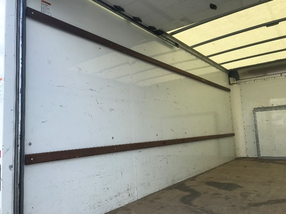 Light Duty Box Truck-Light and Medium Duty Trucks-Ford-2022-E350-Indianapolis-IN-85,094\n\t\tmiles-$ 31,500 - Image 11