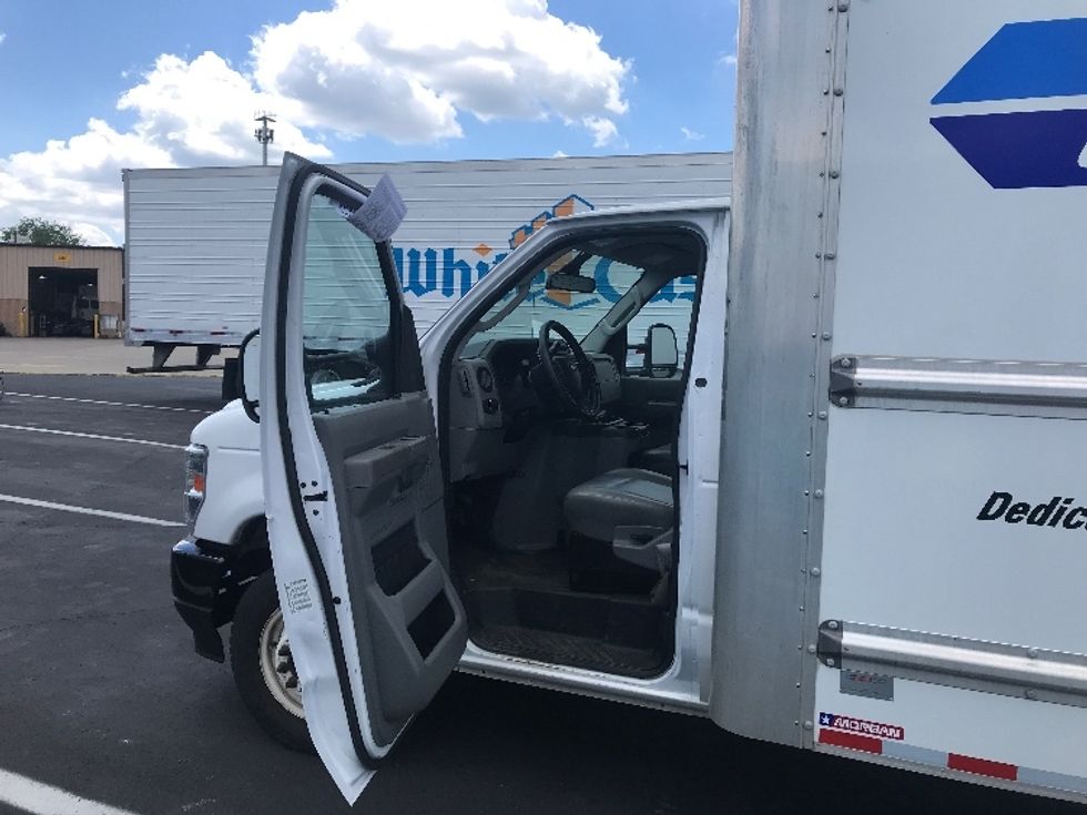 Light Duty Box Truck-Light and Medium Duty Trucks-Ford-2022-E350-Indianapolis-IN-85,094\n\t\tmiles-$ 31,500 - Image 16