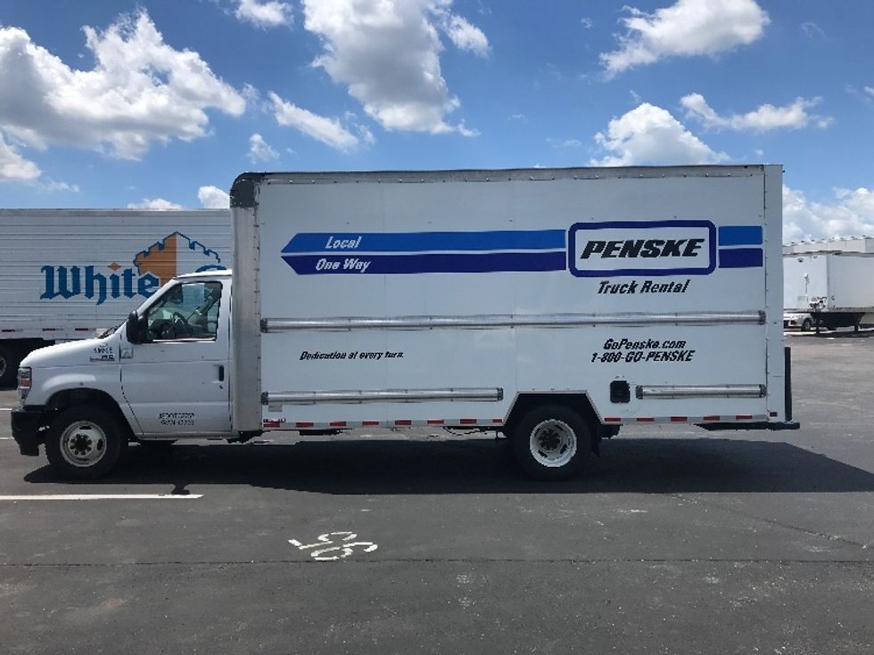 Light Duty Box Truck-Light and Medium Duty Trucks-Ford-2022-E350-Indianapolis-IN-85,094\n\t\tmiles-$ 31,500 - Image 4