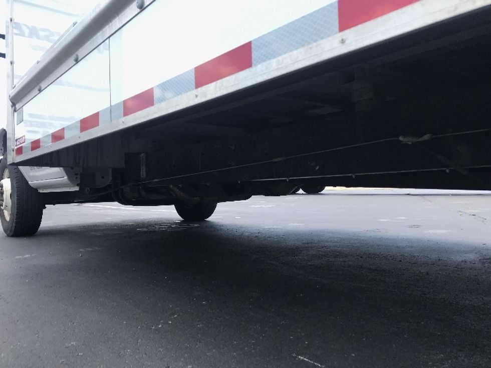 Light Duty Box Truck-Light and Medium Duty Trucks-Ford-2022-E350-Indianapolis-IN-85,094\n\t\tmiles-$ 31,500 - Image 5