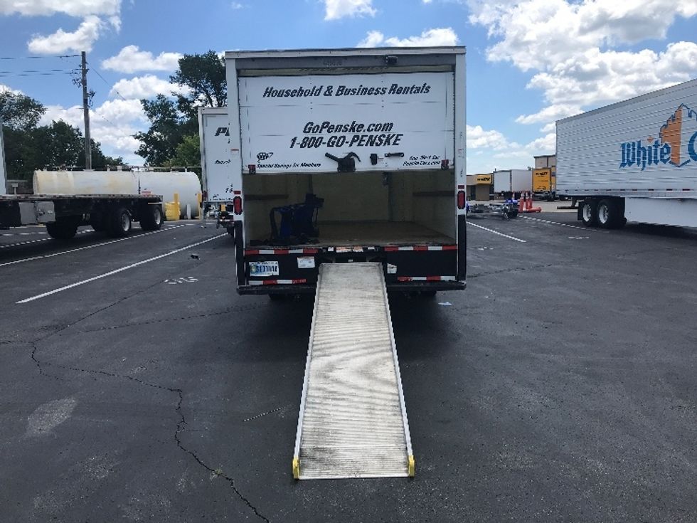 Light Duty Box Truck-Light and Medium Duty Trucks-Ford-2022-E350-Indianapolis-IN-85,094\n\t\tmiles-$ 31,500 - Image 9