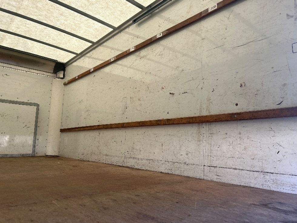 Light Duty Box Truck-Light and Medium Duty Trucks-Ford-2022-E350-Indianapolis-IN-89,279\n\t\tmiles-$ 28,250 - Image 11