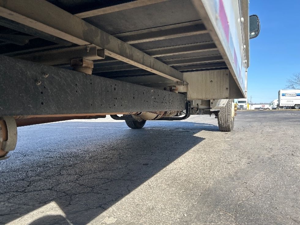 Light Duty Box Truck-Light and Medium Duty Trucks-Ford-2022-E350-Indianapolis-IN-89,636\n\t\tmiles-$ 33,750 - Image 14