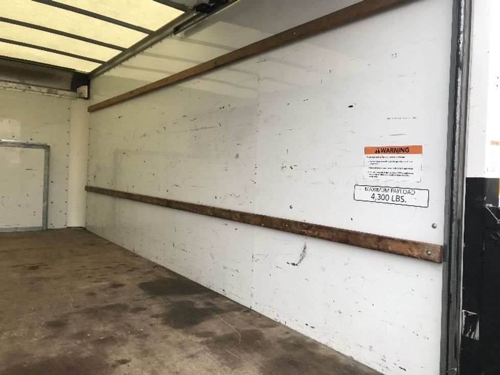 Light Duty Box Truck-Light and Medium Duty Trucks-Ford-2022-E350-Indianapolis-IN-92,398\n\t\tmiles-$ 30,750 - Image 12