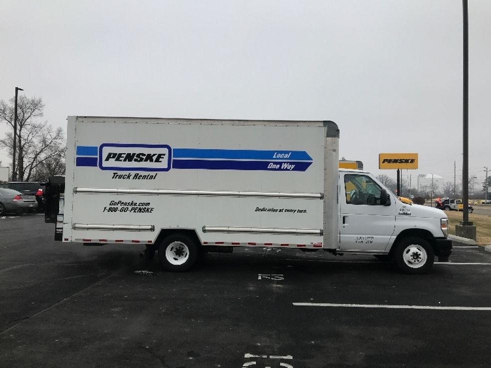 Light Duty Box Truck-Light and Medium Duty Trucks-Ford-2022-E350-Indianapolis-IN-92,398\n\t\tmiles-$ 30,750 - Image 15