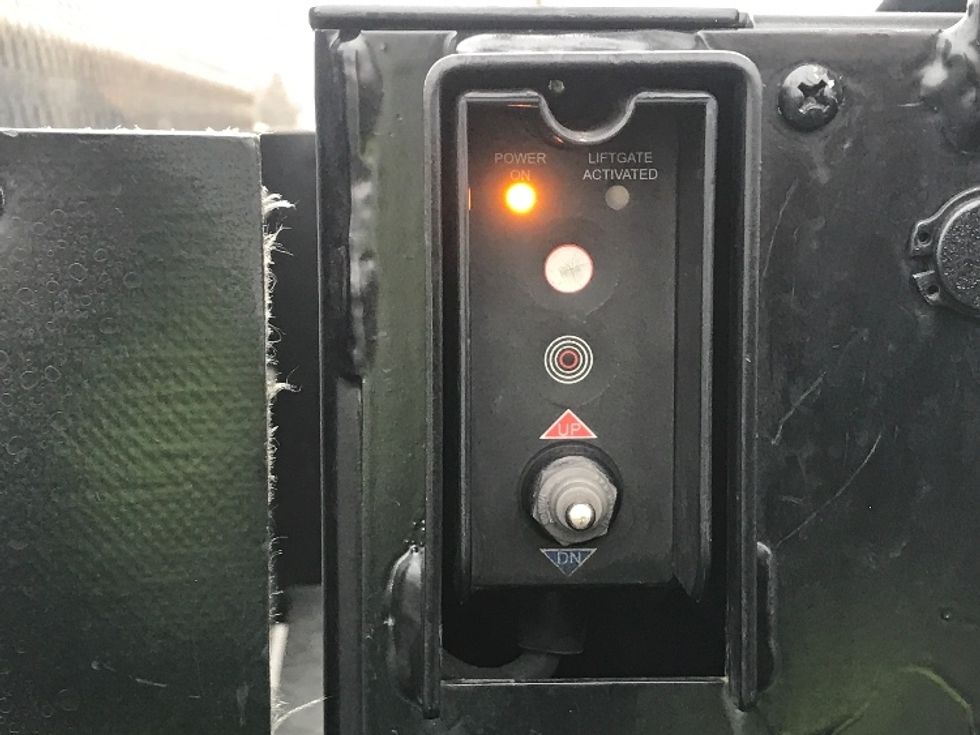 Light Duty Box Truck-Light and Medium Duty Trucks-Ford-2022-E350-Indianapolis-IN-92,398\n\t\tmiles-$ 30,750 - Image 25