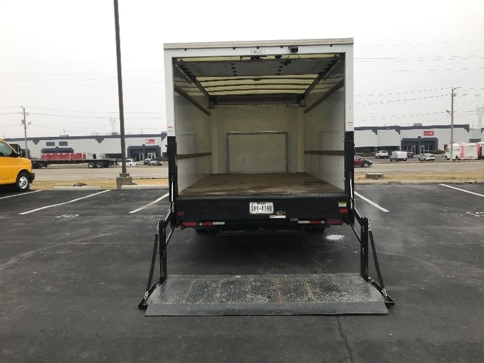 Light Duty Box Truck-Light and Medium Duty Trucks-Ford-2022-E350-Indianapolis-IN-92,398\n\t\tmiles-$ 30,750 - Image 9