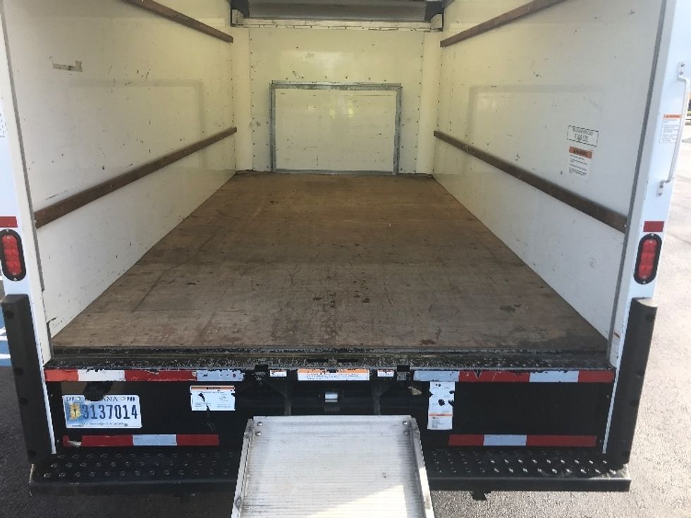 Light Duty Box Truck-Light and Medium Duty Trucks-Ford-2022-E350-Indianapolis-IN-94,197\n\t\tmiles-$ 30,500 - Image 9