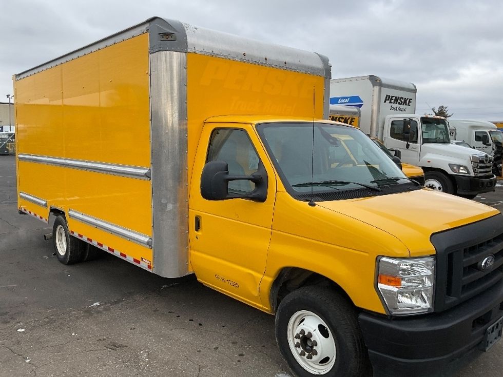 Light Duty Box Truck-Light and Medium Duty Trucks-Ford-2022-E350-Indianapolis-IN-94,790\n\t\tmiles-$ 27,750 - Image 1