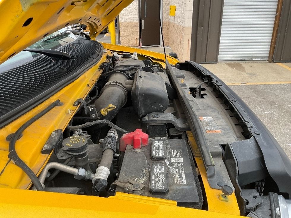 Light Duty Box Truck-Light and Medium Duty Trucks-Ford-2022-E350-Indianapolis-IN-94,790\n\t\tmiles-$ 27,750 - Image 23