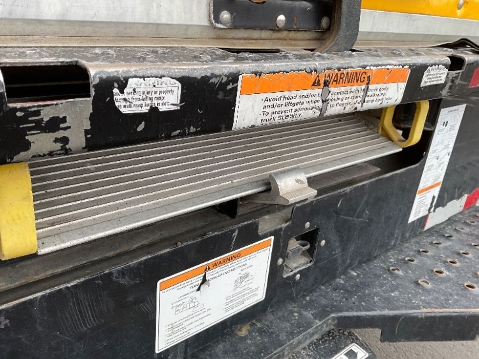 Light Duty Box Truck-Light and Medium Duty Trucks-Ford-2022-E350-Indianapolis-IN-94,790\n\t\tmiles-$ 27,750 - Image 26