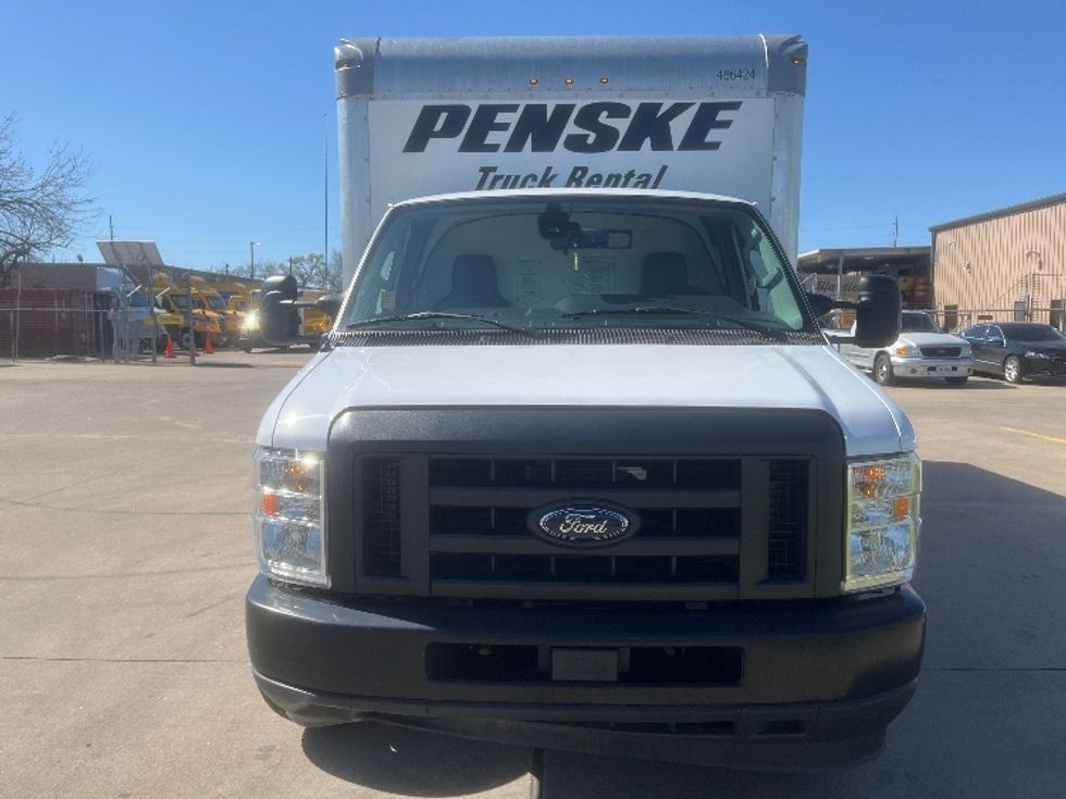 Light Duty Box Truck-Light and Medium Duty Trucks-Ford-2022-E350-Indianapolis-IN-97,524\n\t\tmiles-$ 30,250 - Image 2