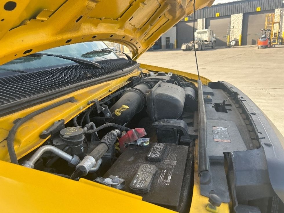 Light Duty Box Truck-Light and Medium Duty Trucks-Ford-2022-E350-Indianapolis-IN-99,559\n\t\tmiles-$ 27,250 - Image 22