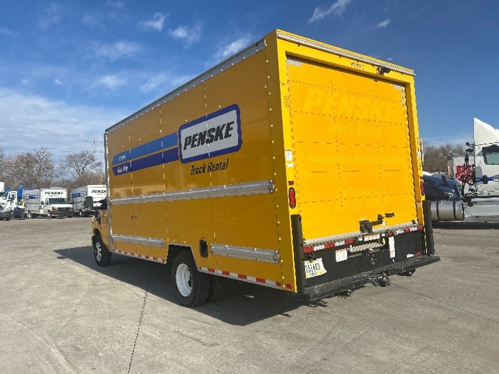Light Duty Box Truck-Light and Medium Duty Trucks-Ford-2022-E350-Indianapolis-IN-99,559\n\t\tmiles-$ 27,250 - Image 9