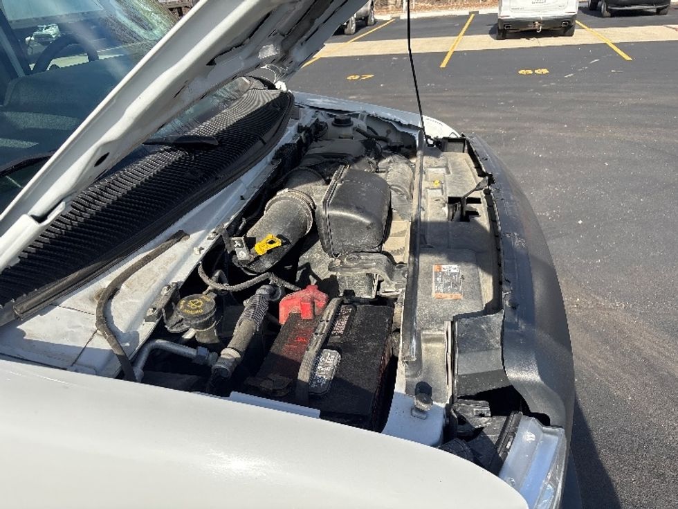 Light Duty Box Truck-Light and Medium Duty Trucks-Ford-2022-E350-Indianapolis-IN-99,992\n\t\tmiles-$ 30,000 - Image 23