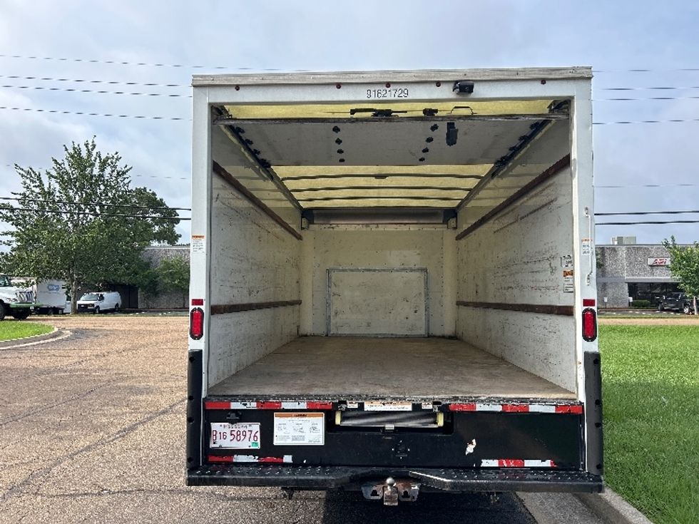 Light Duty Box Truck-Light and Medium Duty Trucks-Ford-2022-E350-Jackson-MS-117,488\n\t\tmiles-$ 28,500 - Image 8