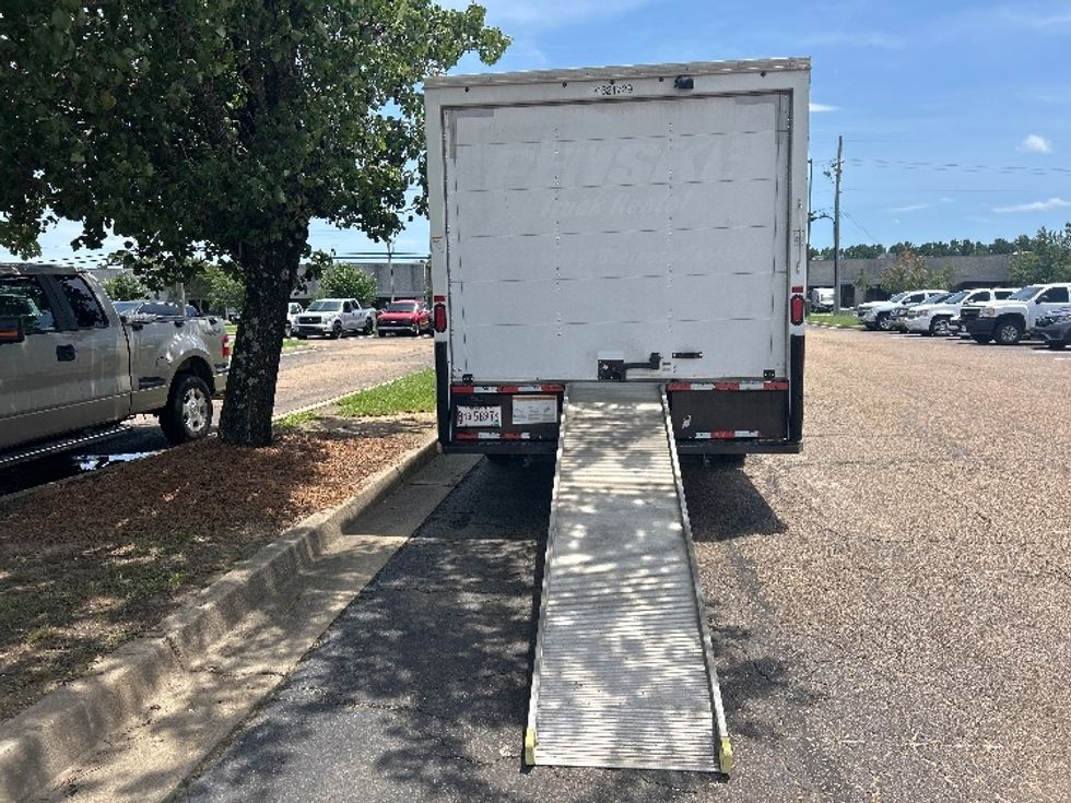 Light Duty Box Truck-Light and Medium Duty Trucks-Ford-2022-E350-Jackson-MS-117,488\n\t\tmiles-$ 28,500 - Image 9