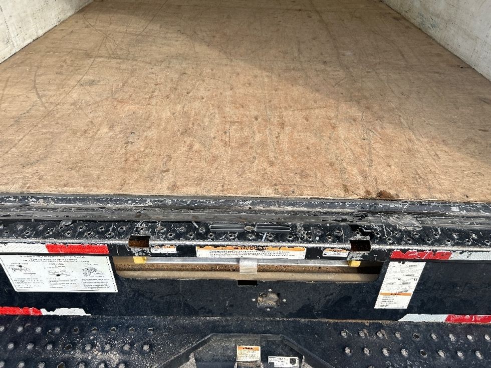 Light Duty Box Truck-Light and Medium Duty Trucks-Ford-2022-E350-Jackson-TN-153,395\n\t\tmiles-$ 21,750 - Image 10