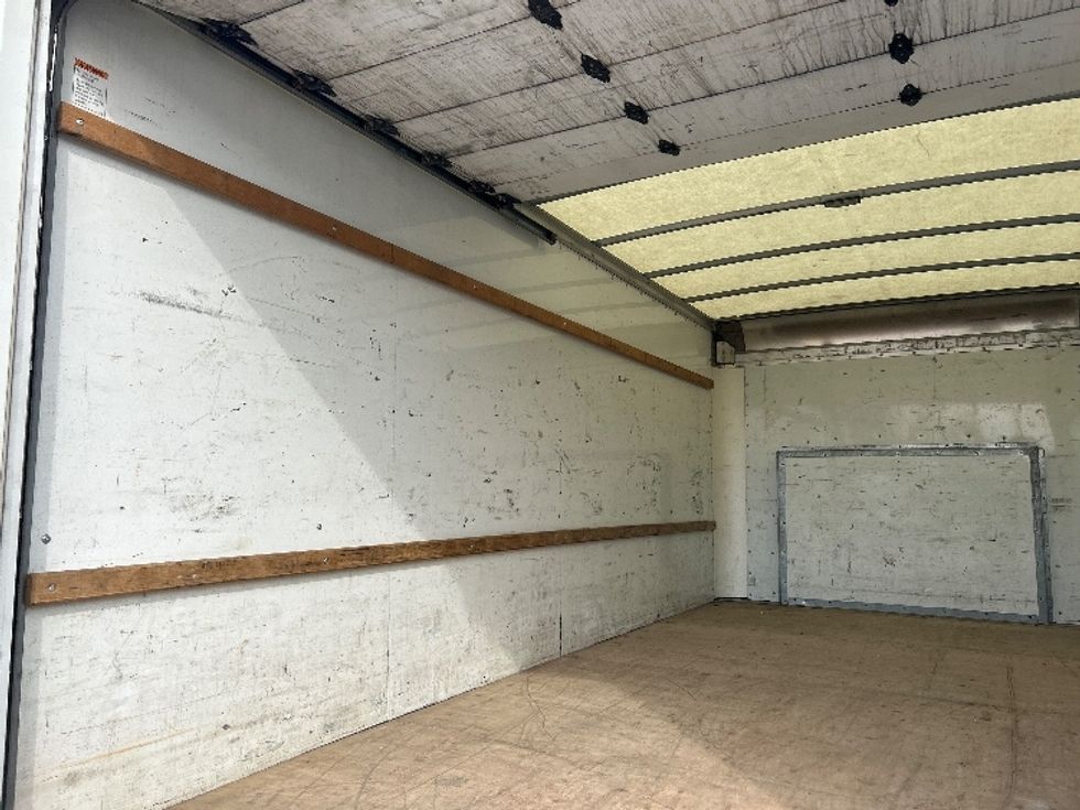Light Duty Box Truck-Light and Medium Duty Trucks-Ford-2022-E350-Jackson-TN-153,395\n\t\tmiles-$ 21,750 - Image 11