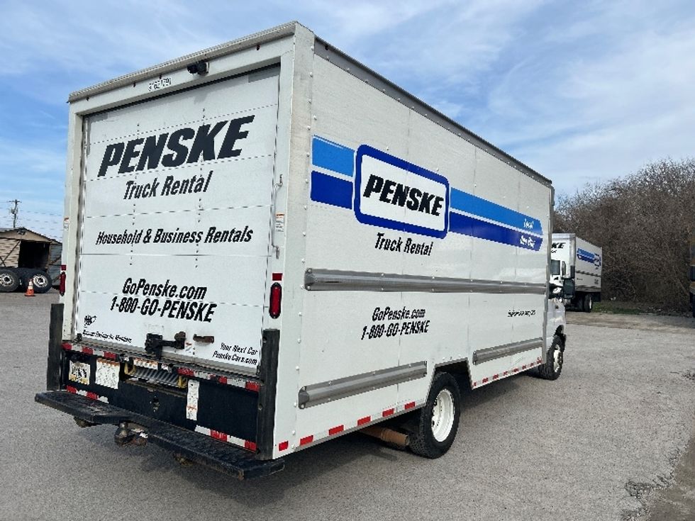 Light Duty Box Truck-Light and Medium Duty Trucks-Ford-2022-E350-Jackson-TN-153,395\n\t\tmiles-$ 21,750 - Image 13