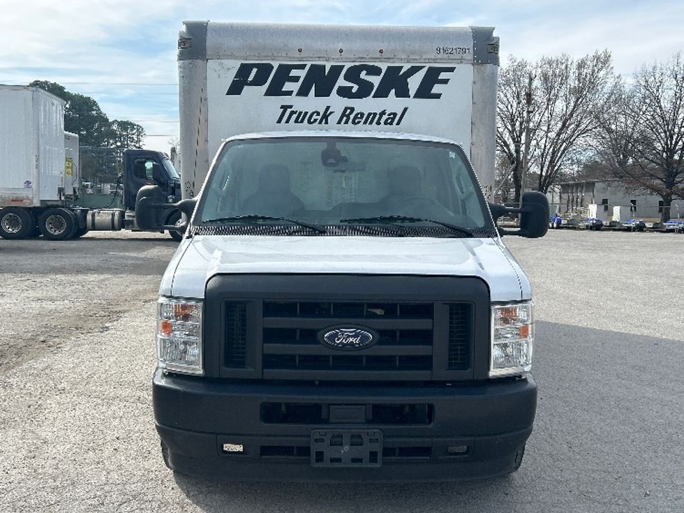 Light Duty Box Truck-Light and Medium Duty Trucks-Ford-2022-E350-Jackson-TN-153,395\n\t\tmiles-$ 21,750 - Image 2