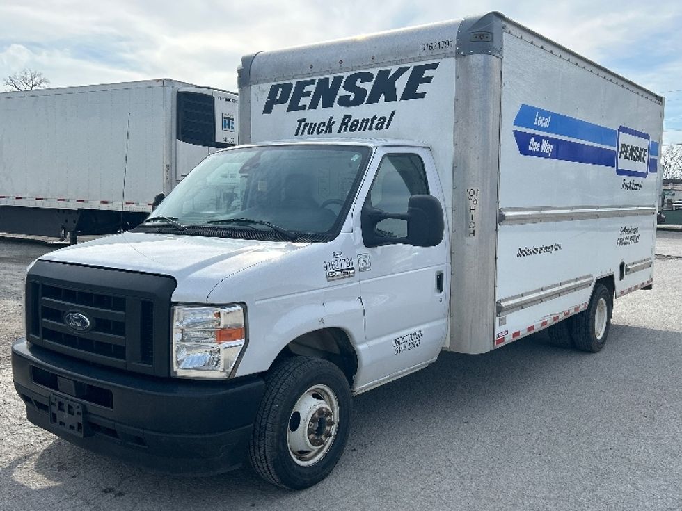 Light Duty Box Truck-Light and Medium Duty Trucks-Ford-2022-E350-Jackson-TN-153,395\n\t\tmiles-$ 21,750 - Image 3