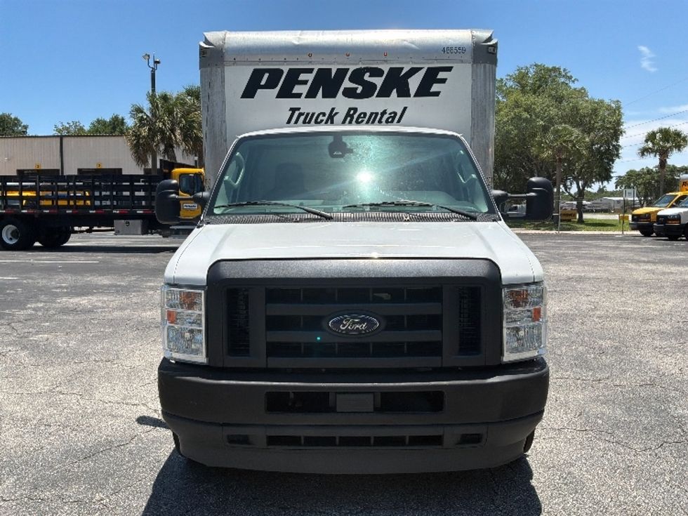 Light Duty Box Truck-Light and Medium Duty Trucks-Ford-2022-E350-Jacksonville-FL-124,343\n\t\tmiles-$ 25,750 - Image 2