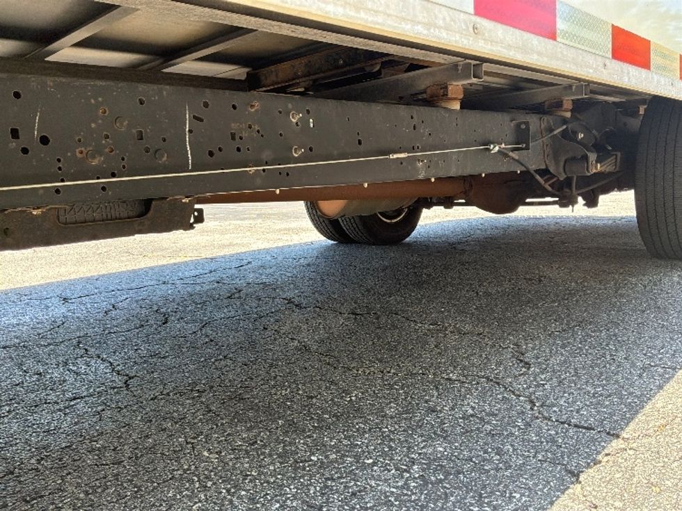 Light Duty Box Truck-Light and Medium Duty Trucks-Ford-2022-E350-Jacksonville-FL-124,343\n\t\tmiles-$ 25,750 - Image 5