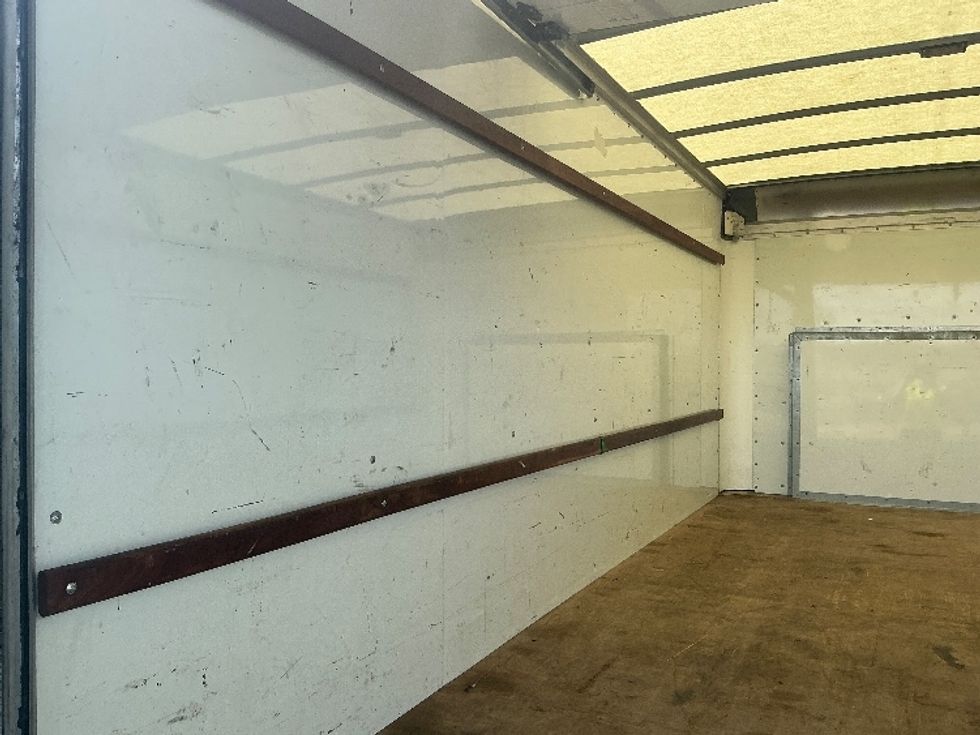 Light Duty Box Truck-Light and Medium Duty Trucks-Ford-2022-E350-Jacksonville-FL-87,408\n\t\tmiles-$ 33,750 - Image 10