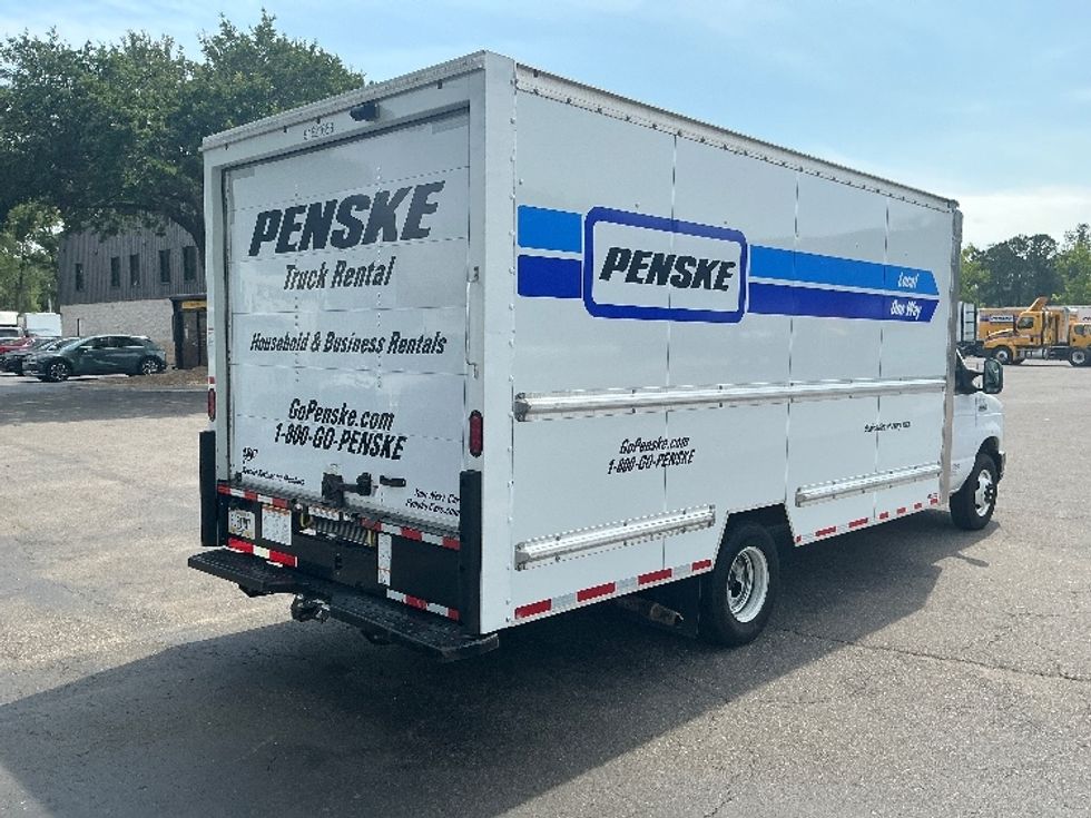 Light Duty Box Truck-Light and Medium Duty Trucks-Ford-2022-E350-Jacksonville-FL-87,408\n\t\tmiles-$ 33,750 - Image 12