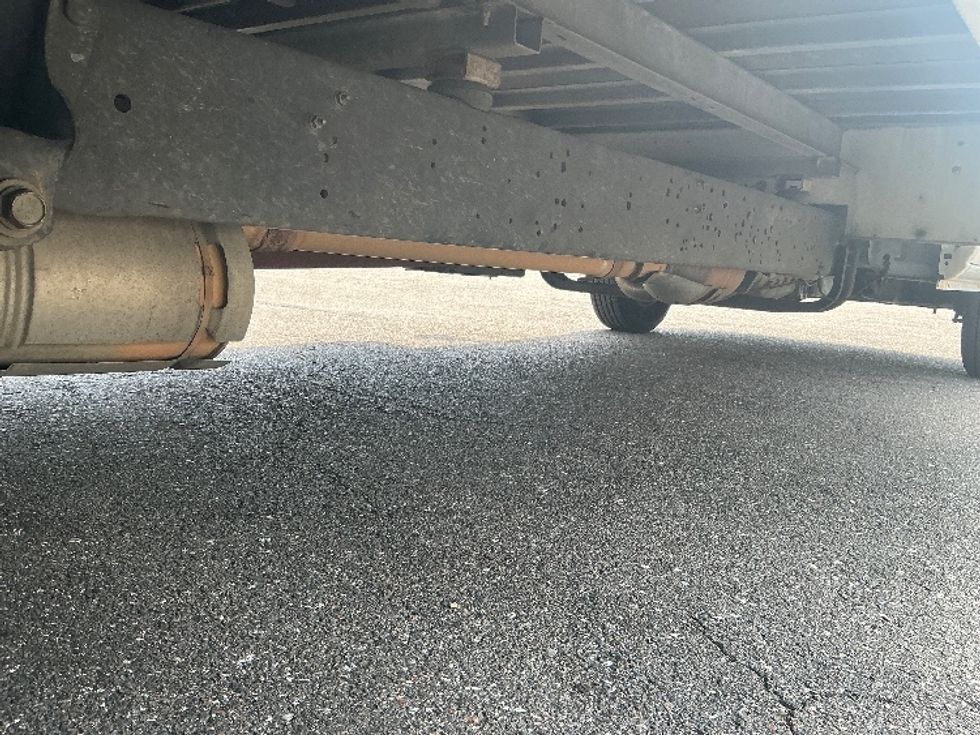 Light Duty Box Truck-Light and Medium Duty Trucks-Ford-2022-E350-Jacksonville-FL-87,408\n\t\tmiles-$ 33,750 - Image 13