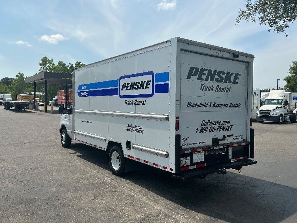 Light Duty Box Truck-Light and Medium Duty Trucks-Ford-2022-E350-Jacksonville-FL-87,408\n\t\tmiles-$ 33,750 - Image 6