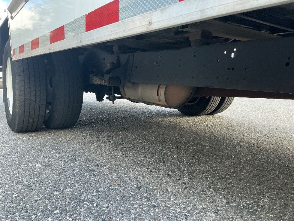 Light Duty Box Truck-Light and Medium Duty Trucks-Ford-2022-E350-Jacksonville-FL-89,514\n\t\tmiles-$ 33,500 - Image 14